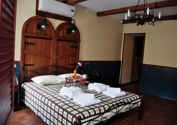 Standard Tek Büyük Yataklı Oda