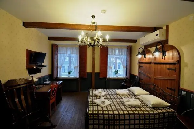 Standard Tek Büyük Yataklı Oda