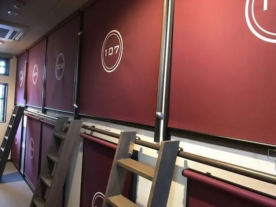 Ortak Ranzalı Oda, Karma Ranzalı Oda