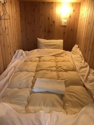 Ortak Ranzalı Oda, Karma Ranzalı Oda