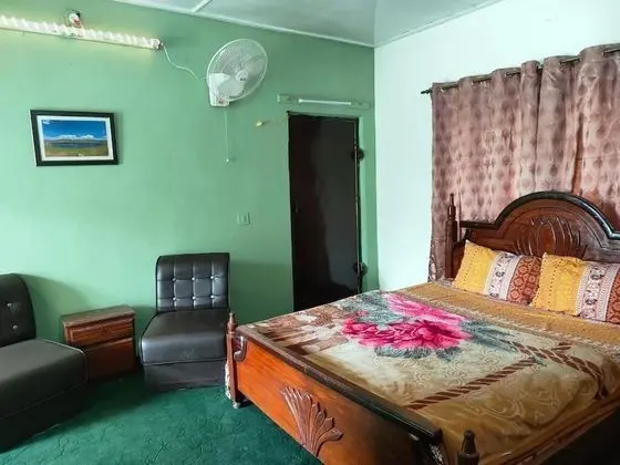 Standard Tek Büyük veya İki Ayrı Yataklı Oda