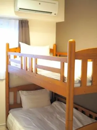 İki Ayrı Yataklı Oda, Ortak Banyo (Bunk Bed)