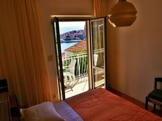Tek Büyük Yataklı Oda, Balkon, Deniz Manzaralı