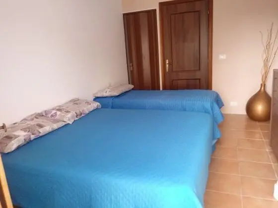 Üç Kişilik Oda