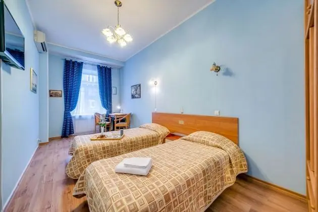 Comfort Tek Büyük veya İki Ayrı Yataklı Oda