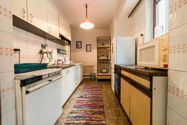 Basic Tek Büyük veya İki Ayrı Yataklı Oda, 2 Tek Kişilik Yatak, Sigara İçilmez, Ortak Banyo