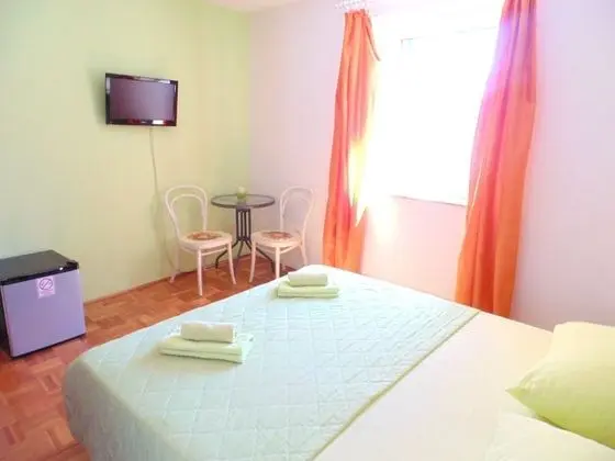 Tek Büyük Yataklı Oda, 1 Büyük (Queen) Boy Yatak, Şehir Manzaralı