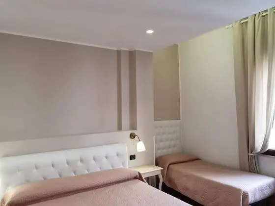 Deluxe Tek Büyük veya İki Ayrı Yataklı Oda, Şehir Manzaralı
