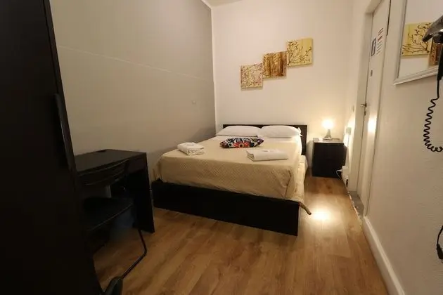 Standard Tek Büyük Yataklı Oda, 1 Çift Kişilik Yatak, Ortak Banyo