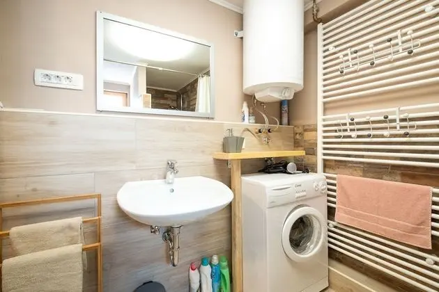 Family Apart Daire, Banyolu/Duşlu (Apartma)