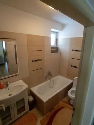 Apart Daire, Zemin Kat