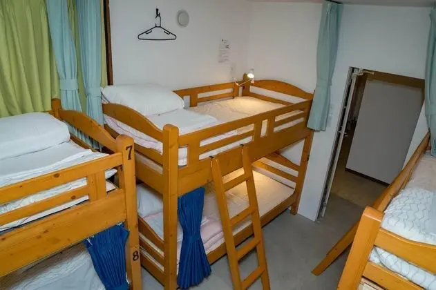 Ortak Ranzalı Oda, Sadece kadınlar için (Bunk Bed, B)