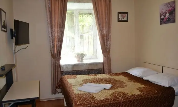 Standard Tek Büyük Yataklı Oda