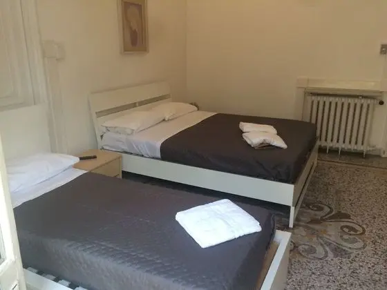 Dört Kişilik Oda, Birden Çok Yatak, Sigara İçilmez