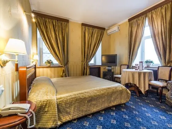 Standard Tek Büyük Yataklı Oda (Kupecheskiy)