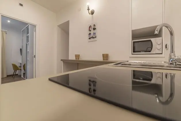 Tek Büyük Yataklı Oda (Salandra Blu)