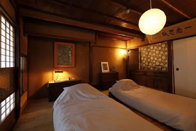 Traditional İki Ayrı Yataklı Oda, Ortak Banyo, Zemin Kat (Japanese Style)