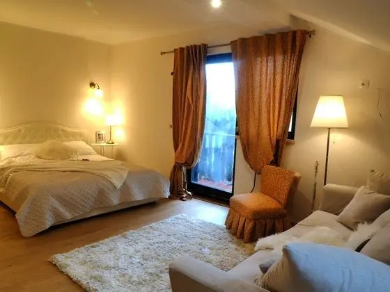 Exclusive Tek Büyük Yataklı Oda, 1 Büyük (Queen) Boy Yatak (7)