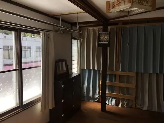 Ortak Ranzalı Oda, Karma Ranzalı Oda (Bed in 10-Bed)