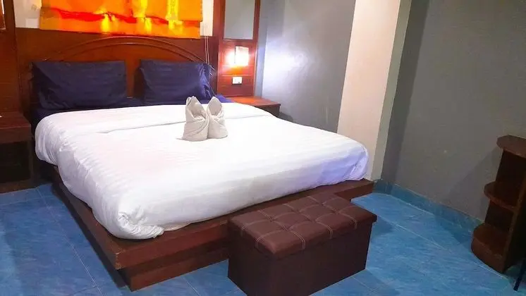 Deluxe Tek Büyük Yataklı Oda