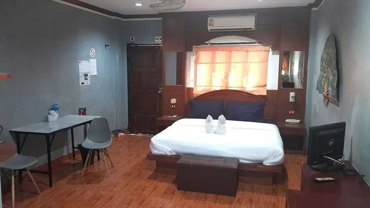 Deluxe Tek Büyük Yataklı Oda