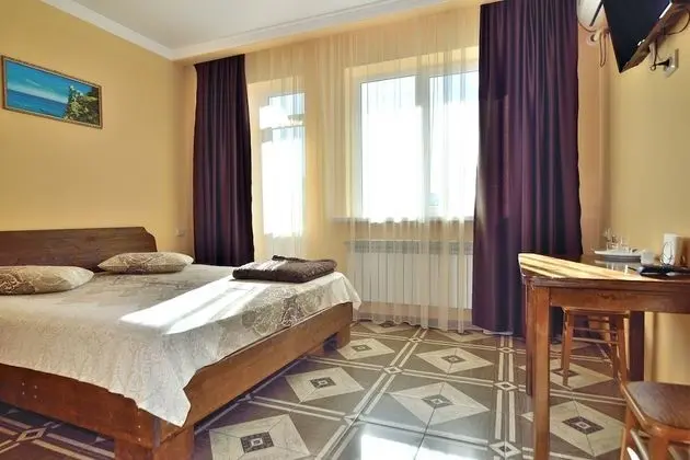 Standard Tek Büyük Yataklı Oda, Dağ Manzaralı