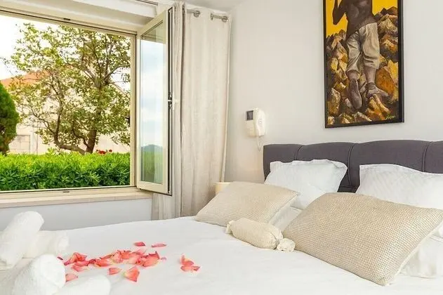 Standard Apart Daire, 2 Yatak Odası, Teras, Deniz Manzaralı