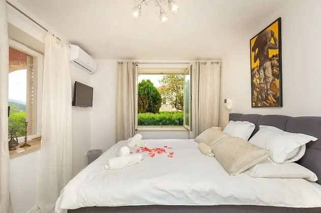 Standard Apart Daire, 2 Yatak Odası, Teras, Deniz Manzaralı