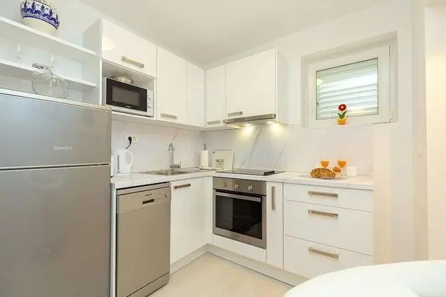 Standard Apart Daire, 2 Yatak Odası, Teras, Deniz Manzaralı