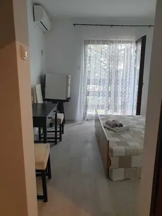 Tek Büyük Yataklı Oda (1)