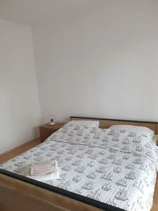 Tek Büyük Yataklı Oda (2)