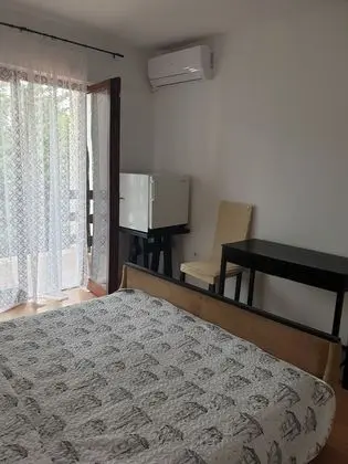 Tek Büyük Yataklı Oda (2)