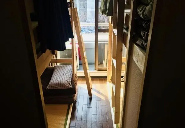 Ortak Ranzalı Oda, Sadece kadınlar için (For 4 Guests)