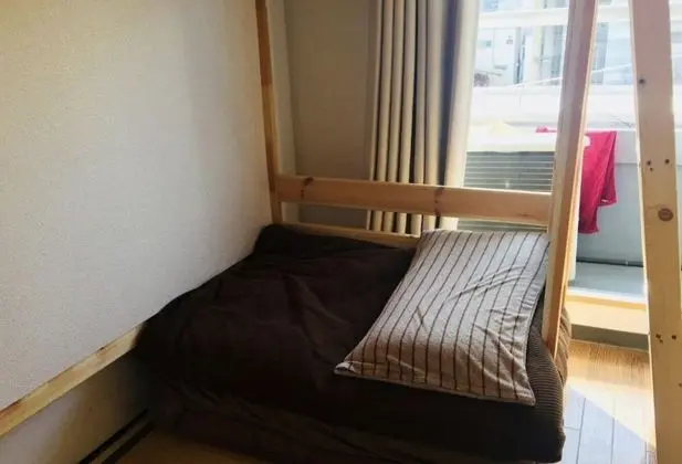 Ortak Ranzalı Oda, Sadece kadınlar için (For 4 Guests)