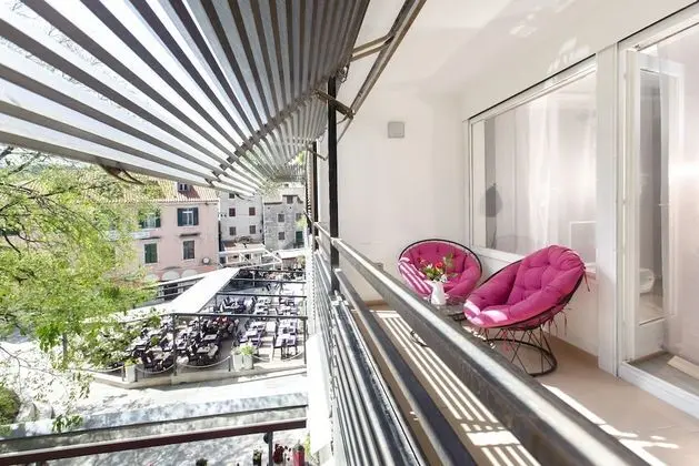 Apart Daire, 2 Yatak Odası, Balkon