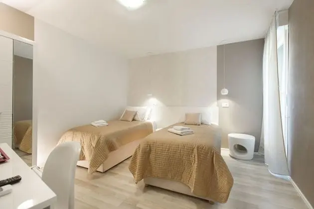 Tek Büyük Yataklı Oda