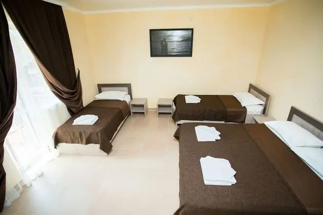 Comfort Dört Kişilik Oda, Avlu Manzaralı