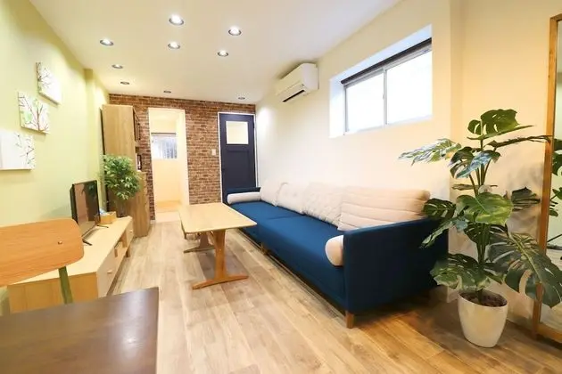 Ev, Birden Çok Yatak, Sigara İçilmez (Private Vacation)