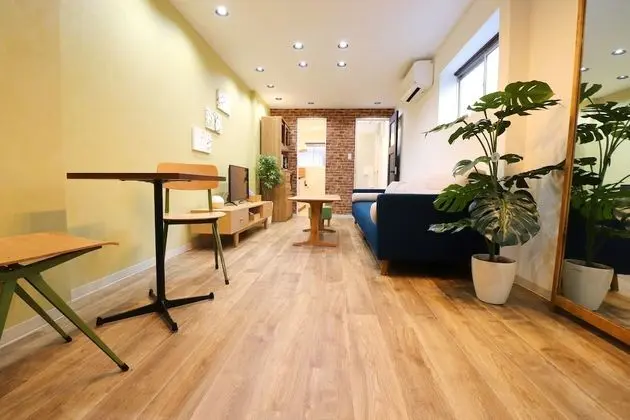 Ev, Birden Çok Yatak, Sigara İçilmez (Private Vacation)