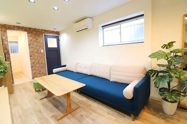 Ev, Birden Çok Yatak, Sigara İçilmez (Private Vacation)