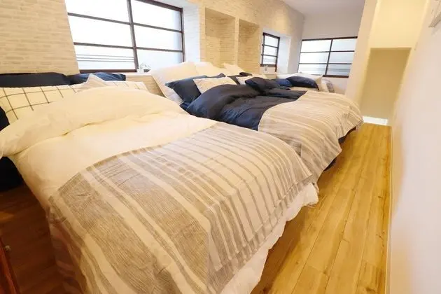 Ev, Birden Çok Yatak, Sigara İçilmez (Private Vacation)