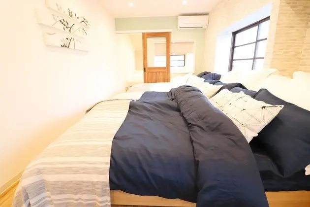 Ev, Birden Çok Yatak, Sigara İçilmez (Private Vacation)