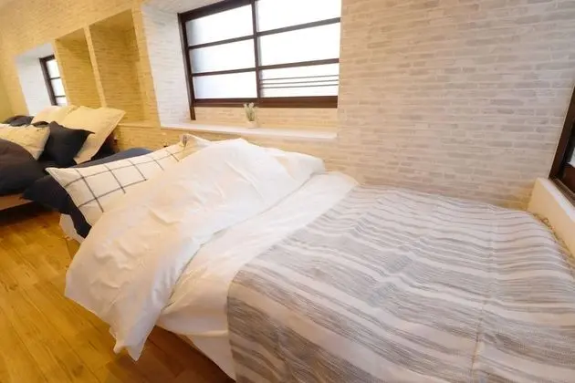 Ev, Birden Çok Yatak, Sigara İçilmez (Private Vacation)