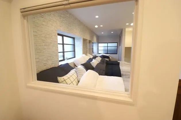 Ev, Birden Çok Yatak, Sigara İçilmez (Private Vacation)