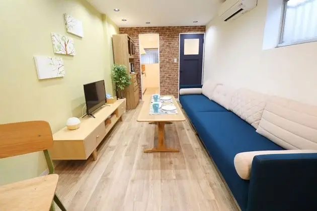 Ev, Birden Çok Yatak, Sigara İçilmez (Private Vacation)