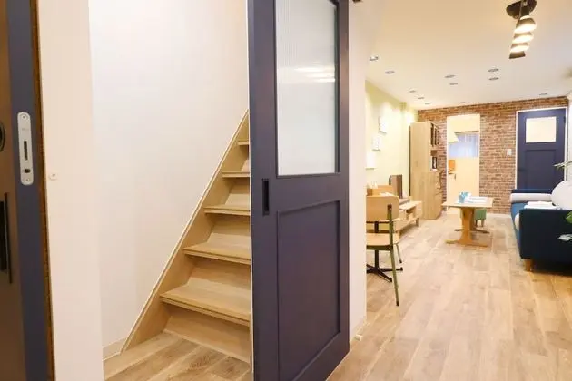 Ev, Birden Çok Yatak, Sigara İçilmez (Private Vacation)