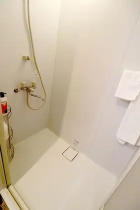 Ev, Birden Çok Yatak, Sigara İçilmez (Private Vacation)