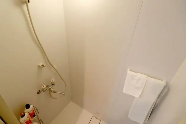 Ev, Birden Çok Yatak, Sigara İçilmez (Private Vacation)