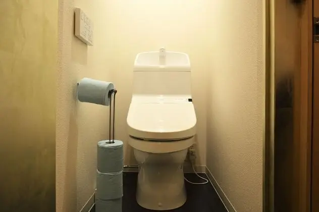Ortak Ranzalı Oda, Sadece kadınlar için