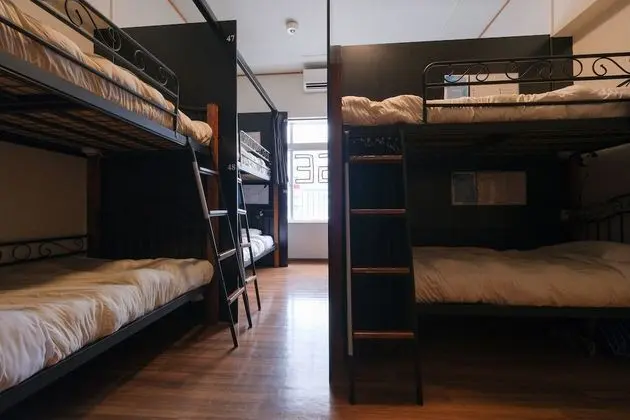 Basic Daire, Sadece kadınlar için